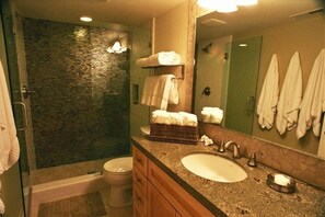 Shower, hair dryer, towels, soap - California Beach Retreat - Clean, Quality Beds, Great Bathrooms & Kitchen!  (Dana Point)