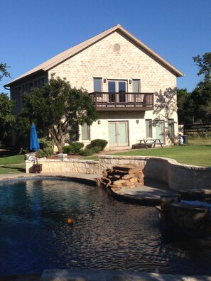 Outdoor pool - Boerne Hill Country 3000 Sq Ft Guest House with Pool on 5 Enclosed Acres, Sleeps 12 (Boerne)