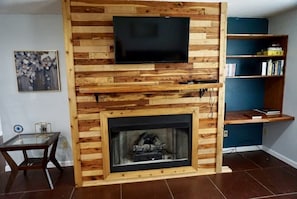 Interior - Cozy Studio home 10min from Murray and 20min from Ky Lake (Murray)