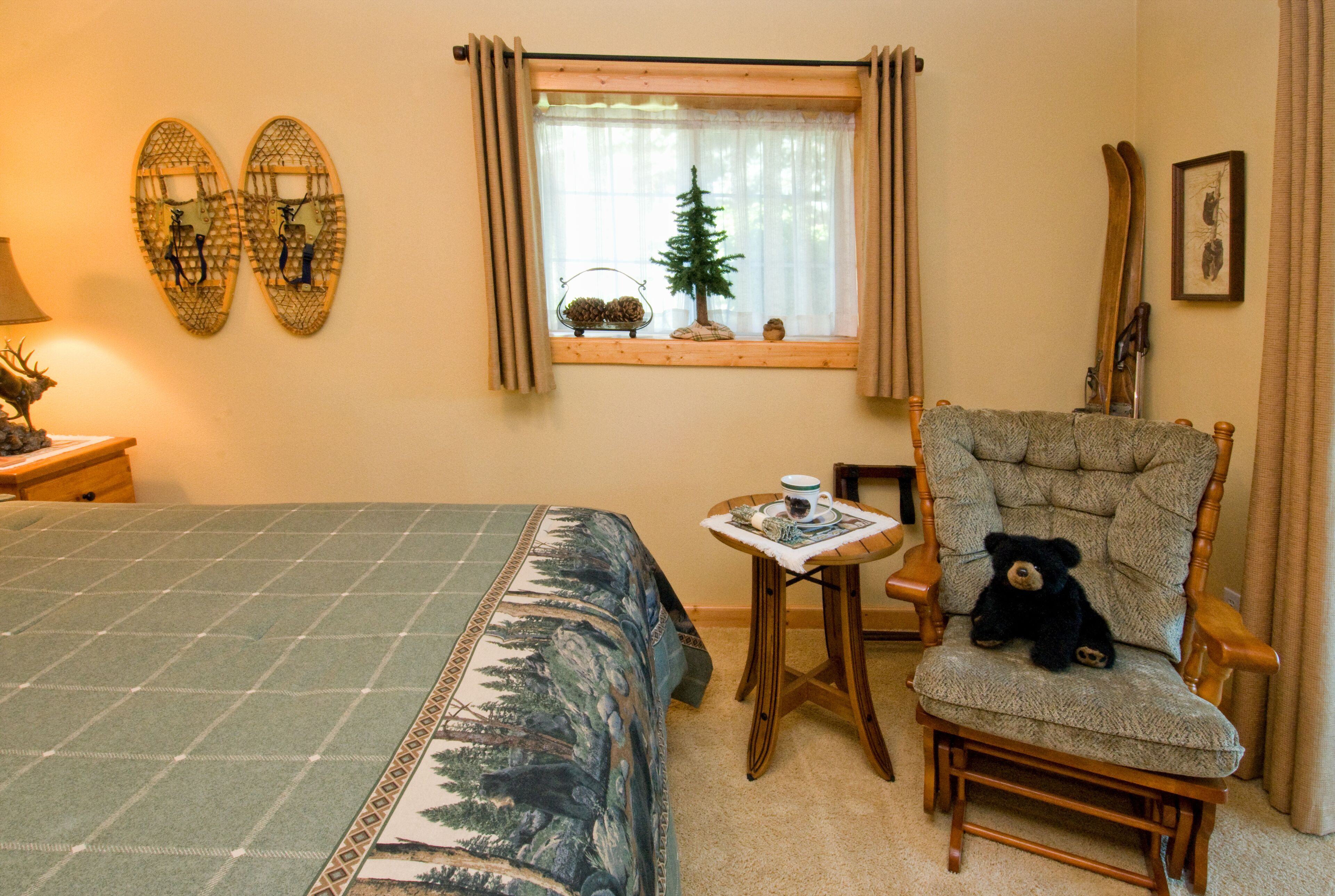 Haus Hanika B&B The Black Bear Suite on the River