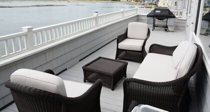 Suoraan Ocean - Luxury Waterfront Home, jossa on yksinomainen Lord's Point