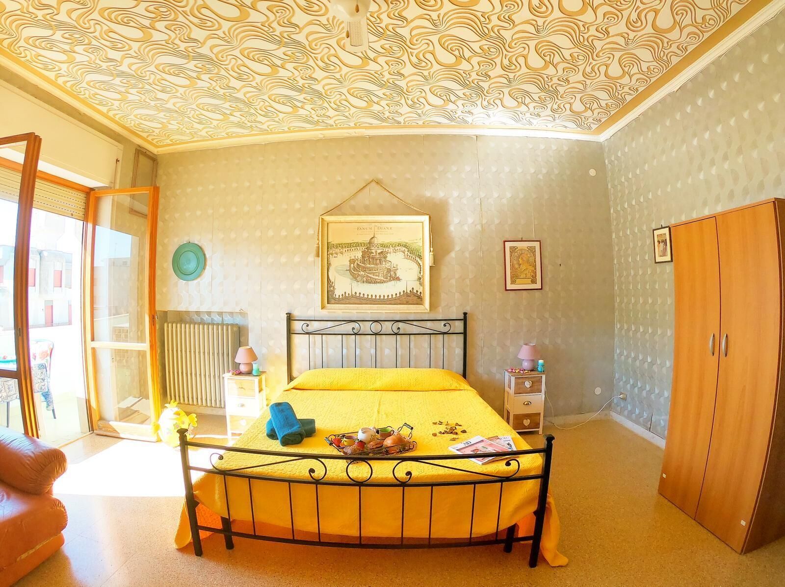 Vacation Apulia properties Gallipoli beach★ holiday home on the sea★couple