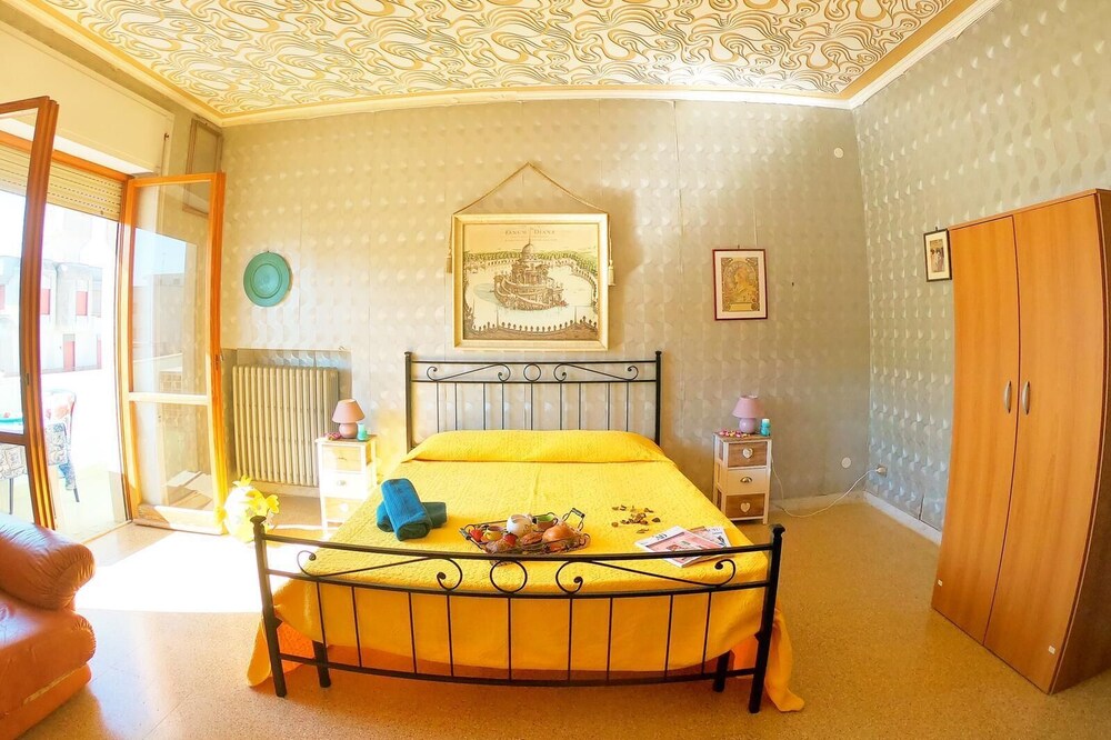 Vacation Apulia properties Gallipoli beach★ holiday home on the sea★couple