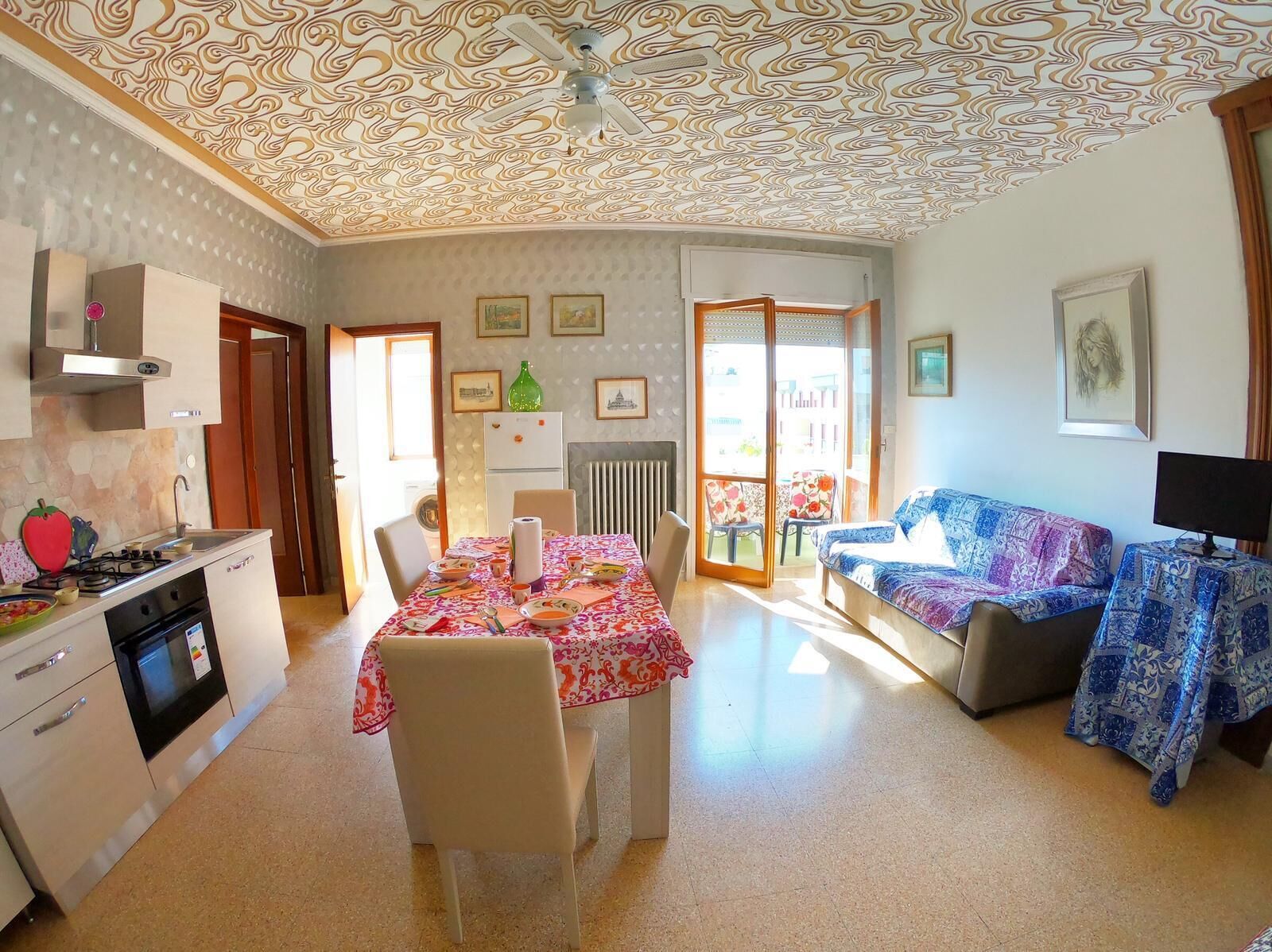 Vacation Apulia properties Gallipoli beach★ holiday home on the sea★couple