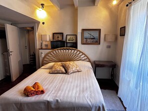 5 bedrooms, desk, iron/ironing board, free WiFi - Stunning Seafront Villa Cornovaglia Private Access to the Sea (Monte Argentario)