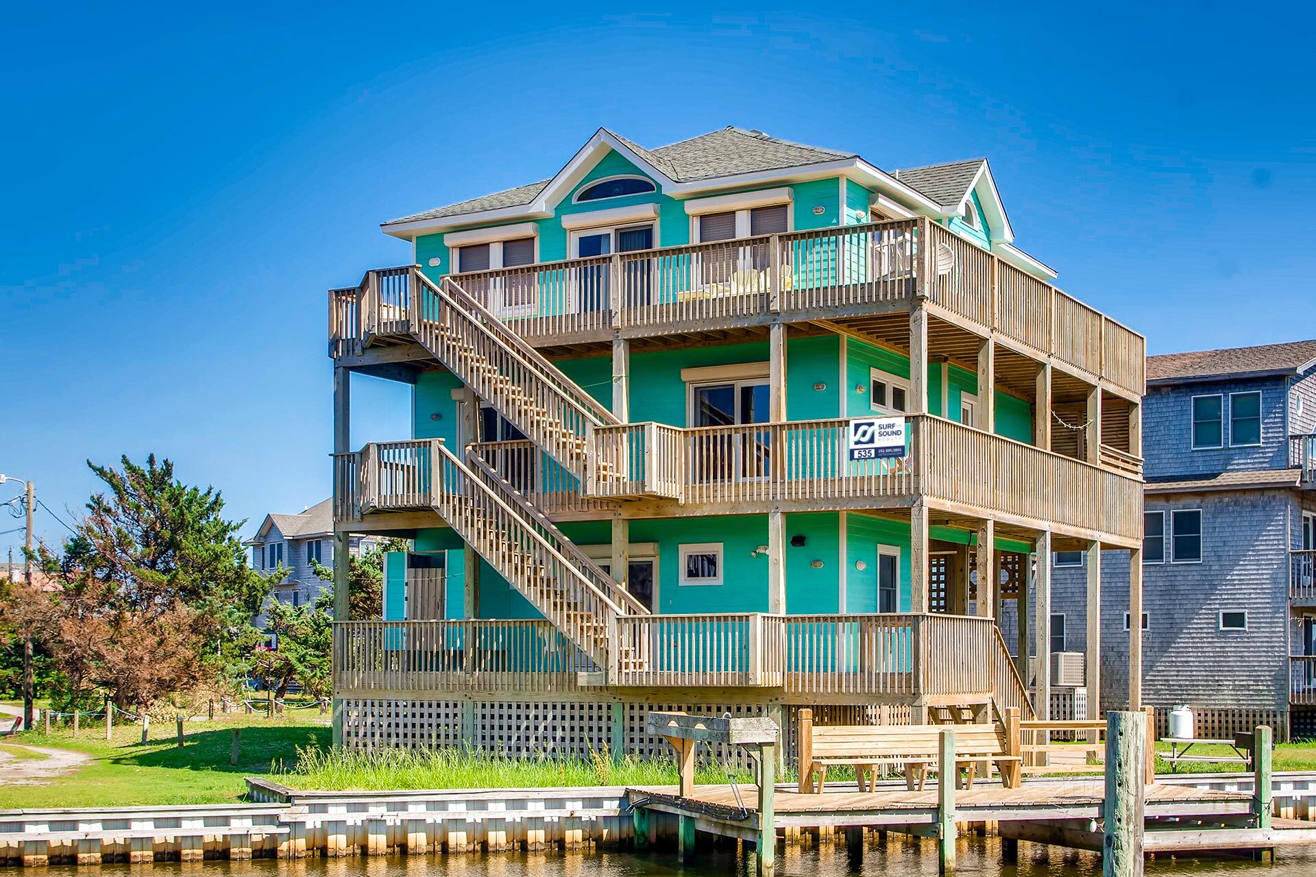 Canalfront w/ Hot Tub, Cmty Pool/Tennis Court, Boat Dock, and Windsports Access