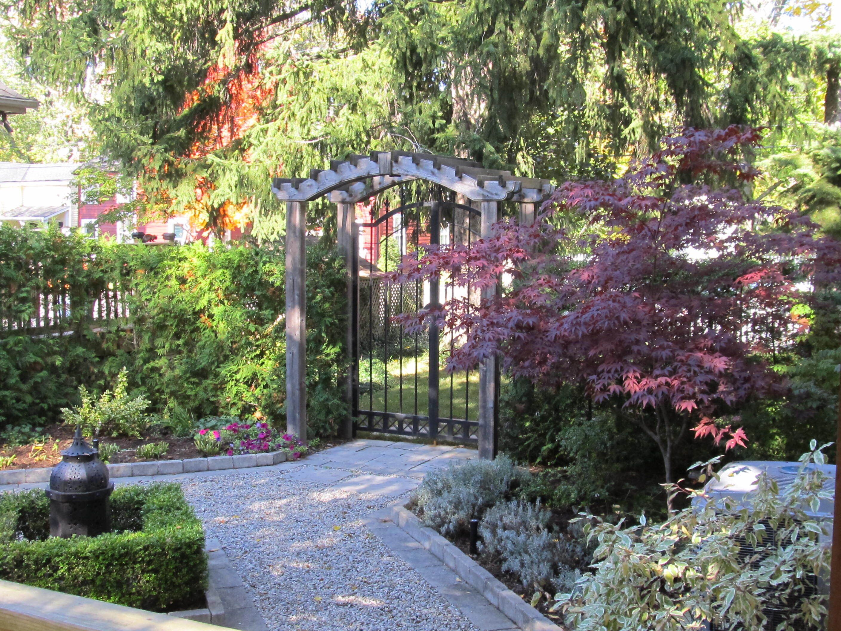 Japanese maple and gates made in Marrakech