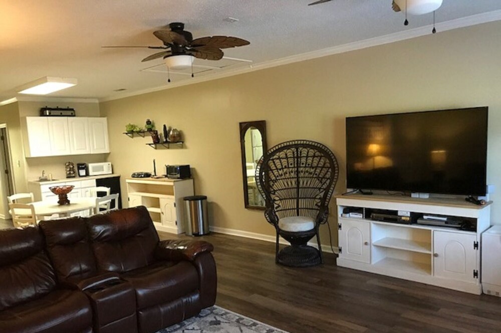 Perfect location for your stay in the Tri Cities TN