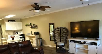 Perfect location for your stay in the Tri Cities TN