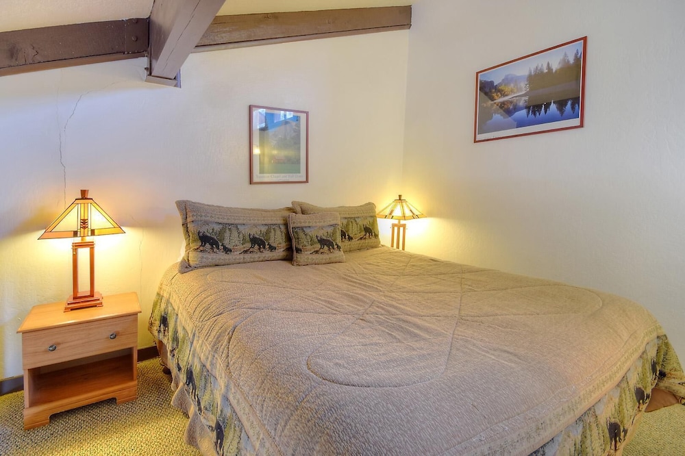 (A212) Loft Condominiums