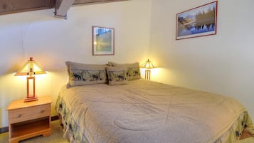 1 quarto, acesso à internet, roupa de cama