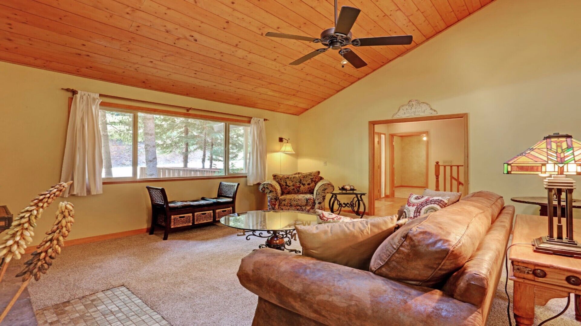 Wicker Moose Manor - 3600 Sq Ft Multi-Family Getaway!