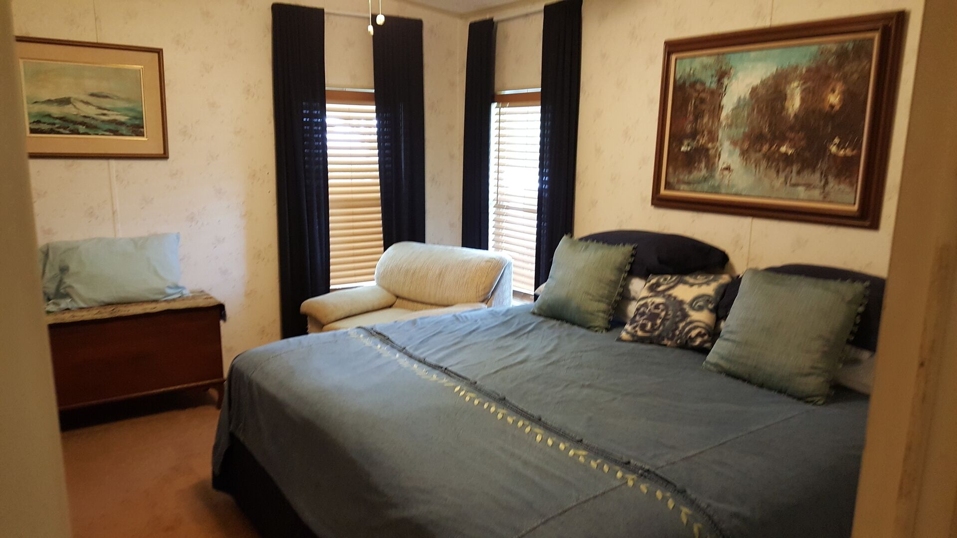 3 Br 2 Ba Home On The Water in Chaz-Access to River-Springs-Gulf of Mexico<br>