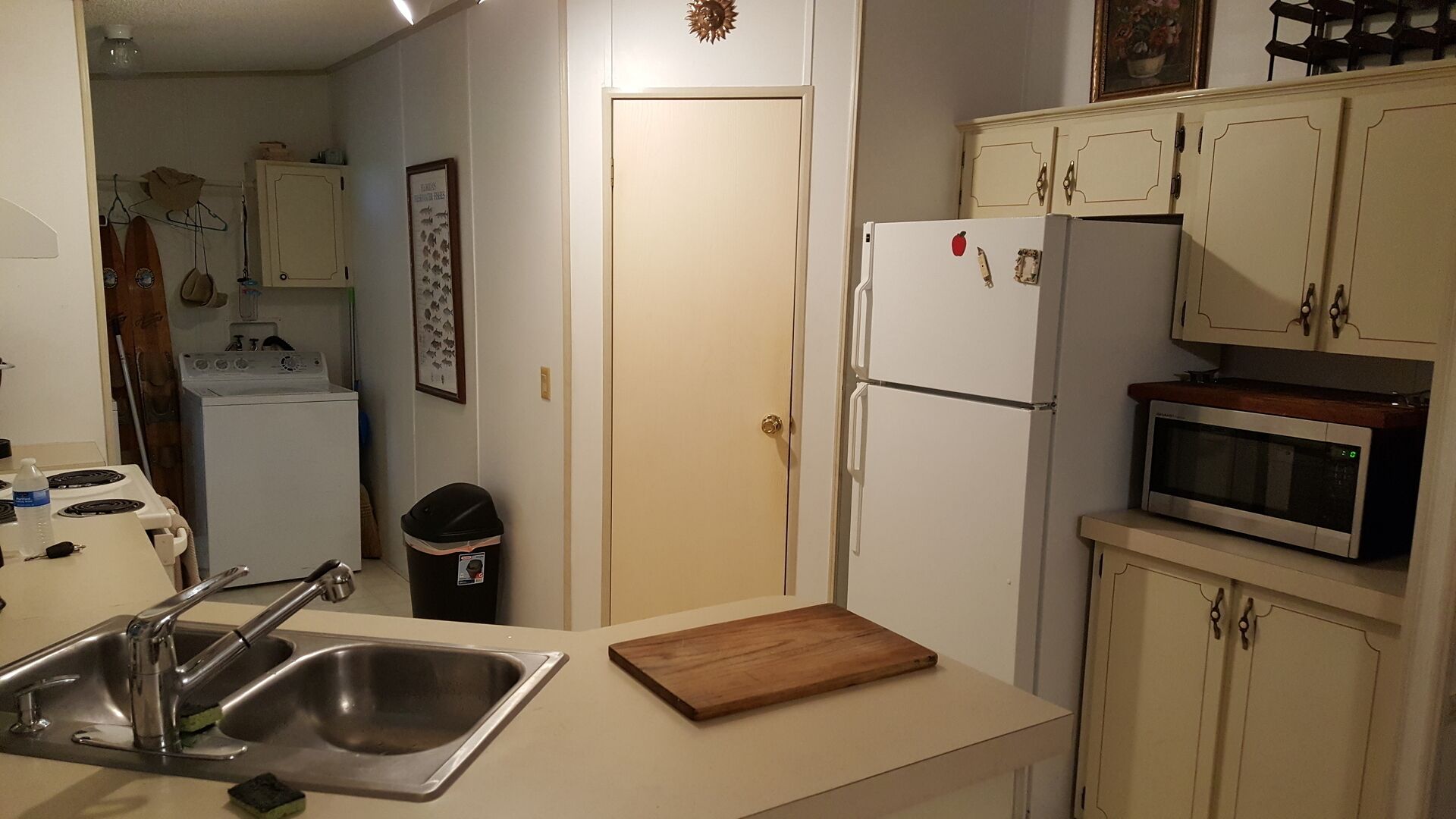 3 Br 2 Ba Home On The Water in Chaz-Access to River-Springs-Gulf of Mexico<br>