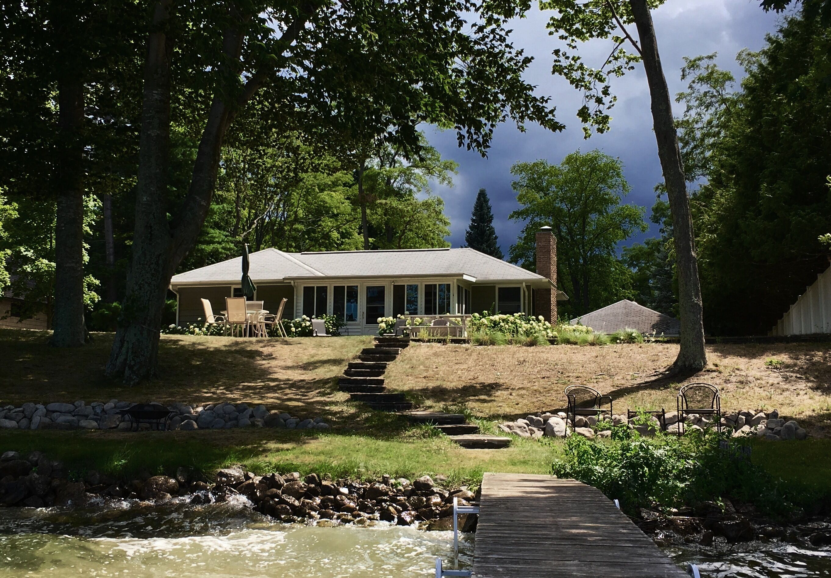 Vintage Cottage On Little Glen Lake   Sleeps 6