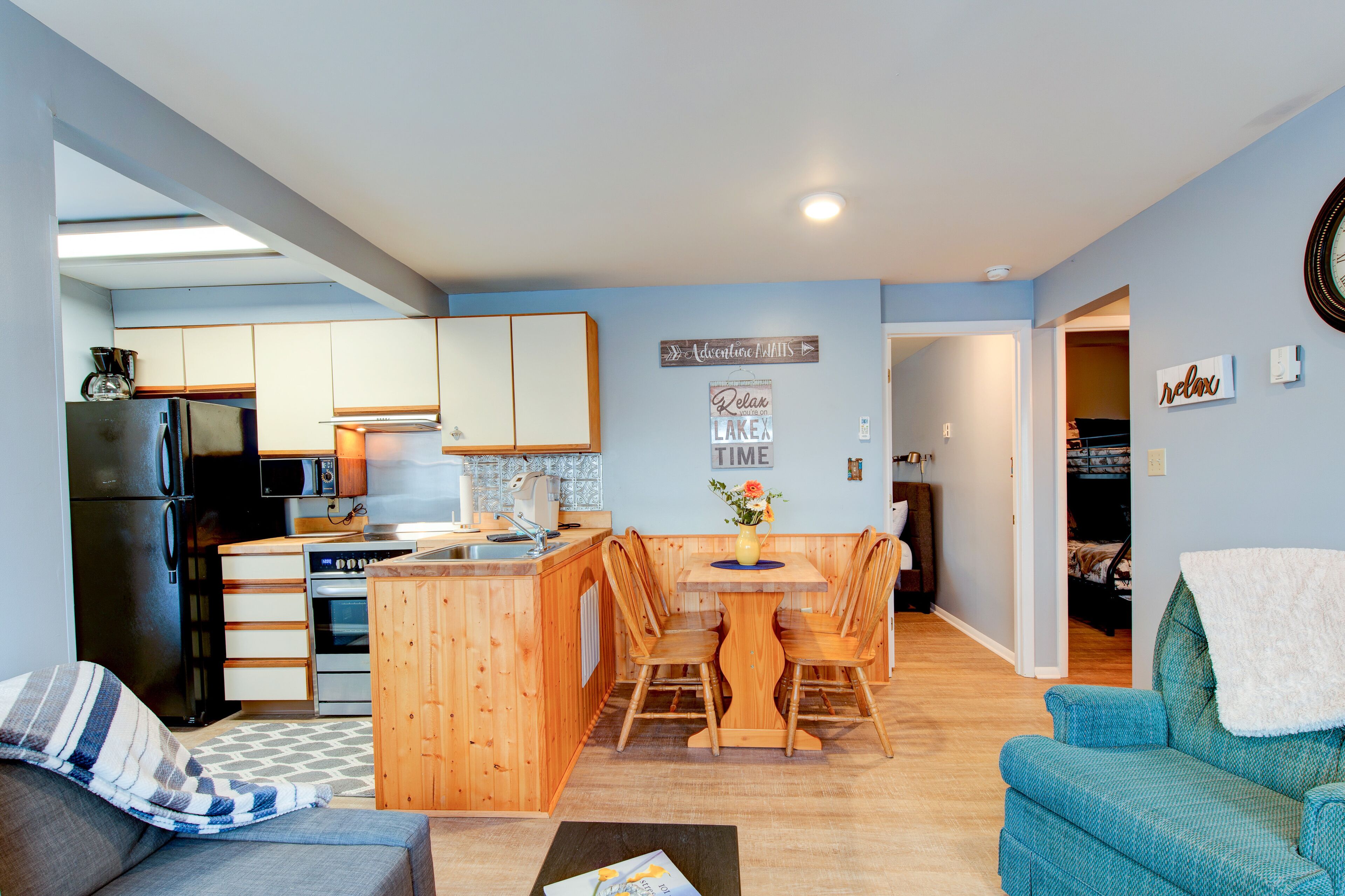 Lake-view condo with deck & firepit - prime location