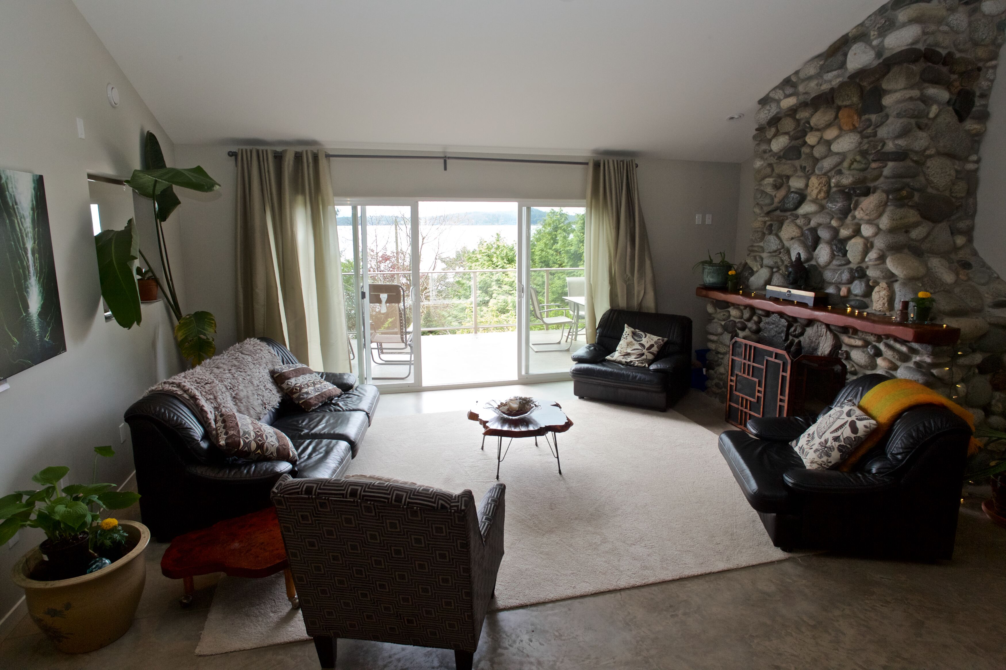 Comfortable luxury suite with epics views, on the Beach, Sunshine Coast