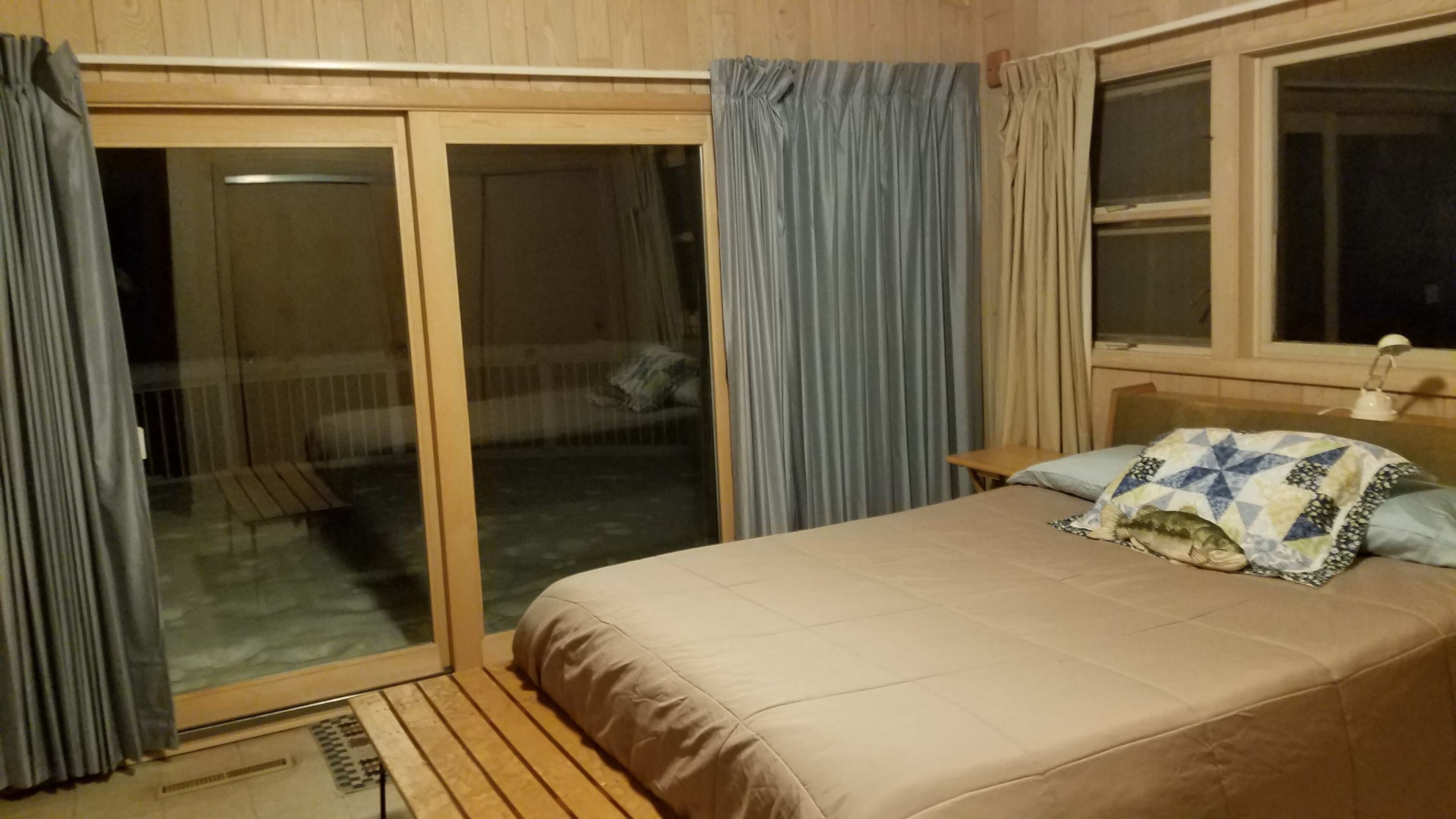 Great price!  Clean home.  Desired lake.