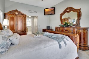 3 slaapkamers, een bureau, een strijkplank/strijkijzer, wifi