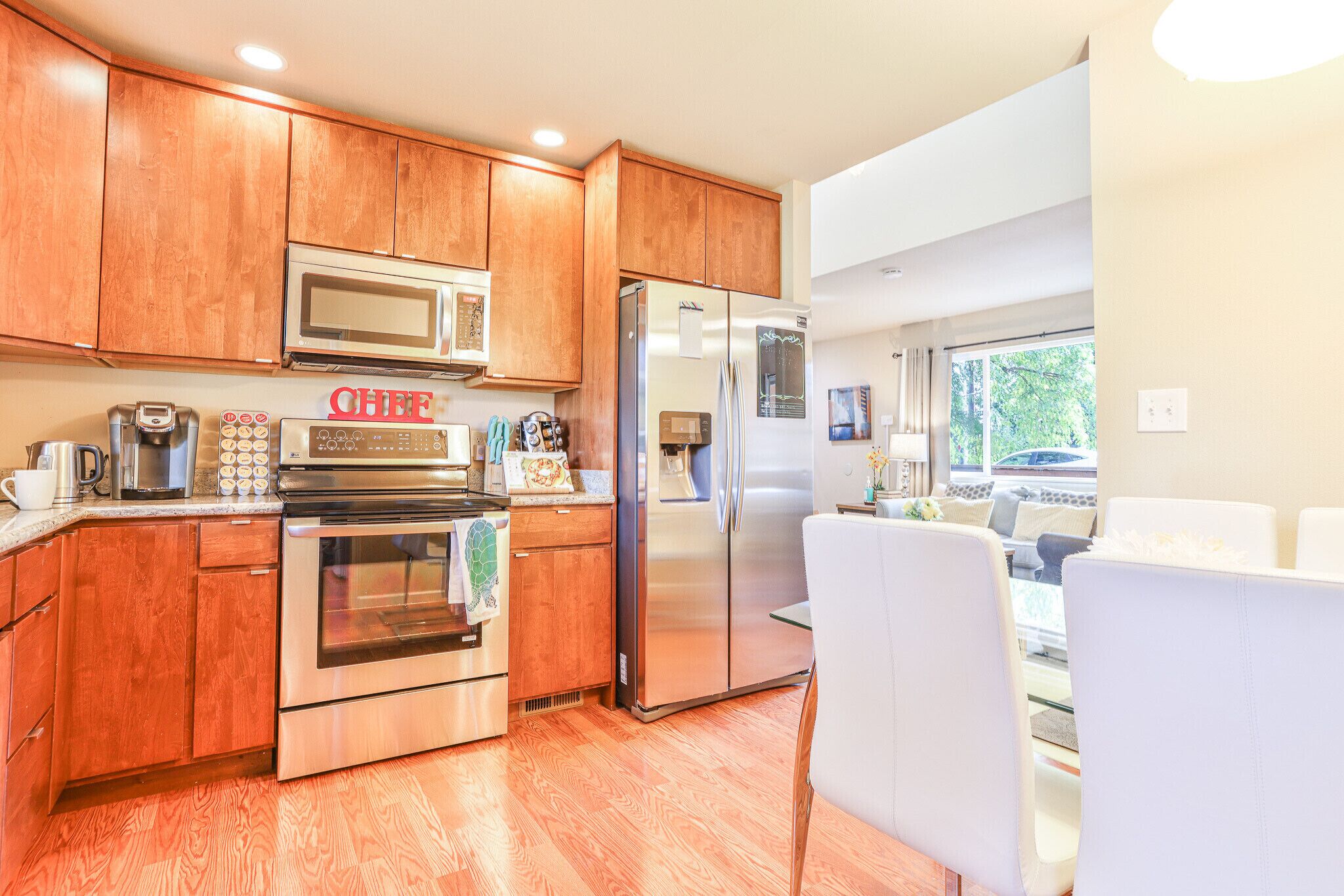 Immaculate Vista, a cozy home w/AC in Edmonds, WA