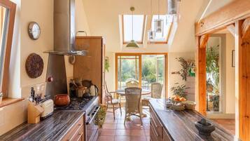Refrigerador, horno, parrilla de estufa y lavavajillas