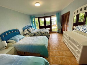 3 bedrooms, in-room safe, desk, iron/ironing board