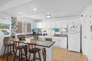 Fridge, microwave, oven, stovetop - Bahia Pez Vela -1 Minute Walk to Secluded Beach, Ocean View and Infinity Pools! (Ocotal)