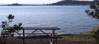 A Private, Cozy Cabin Near Bigfork for Two with a Clawfoot Tub