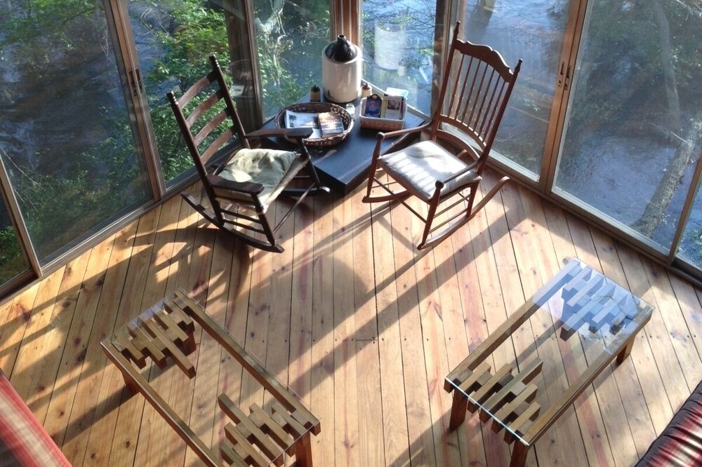All Glass River House Overlooking Edisto River