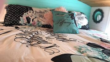 1 habitación y ropa de cama