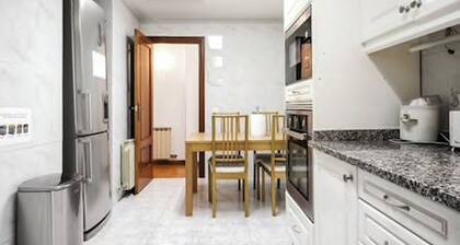 Great apartment for 8 to 15 'of Sagrada Familia