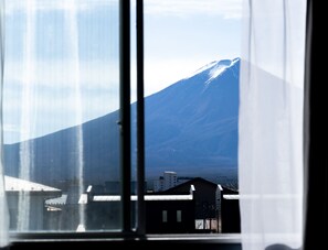 Superior Twin Room, Non Smoking, Mountain View