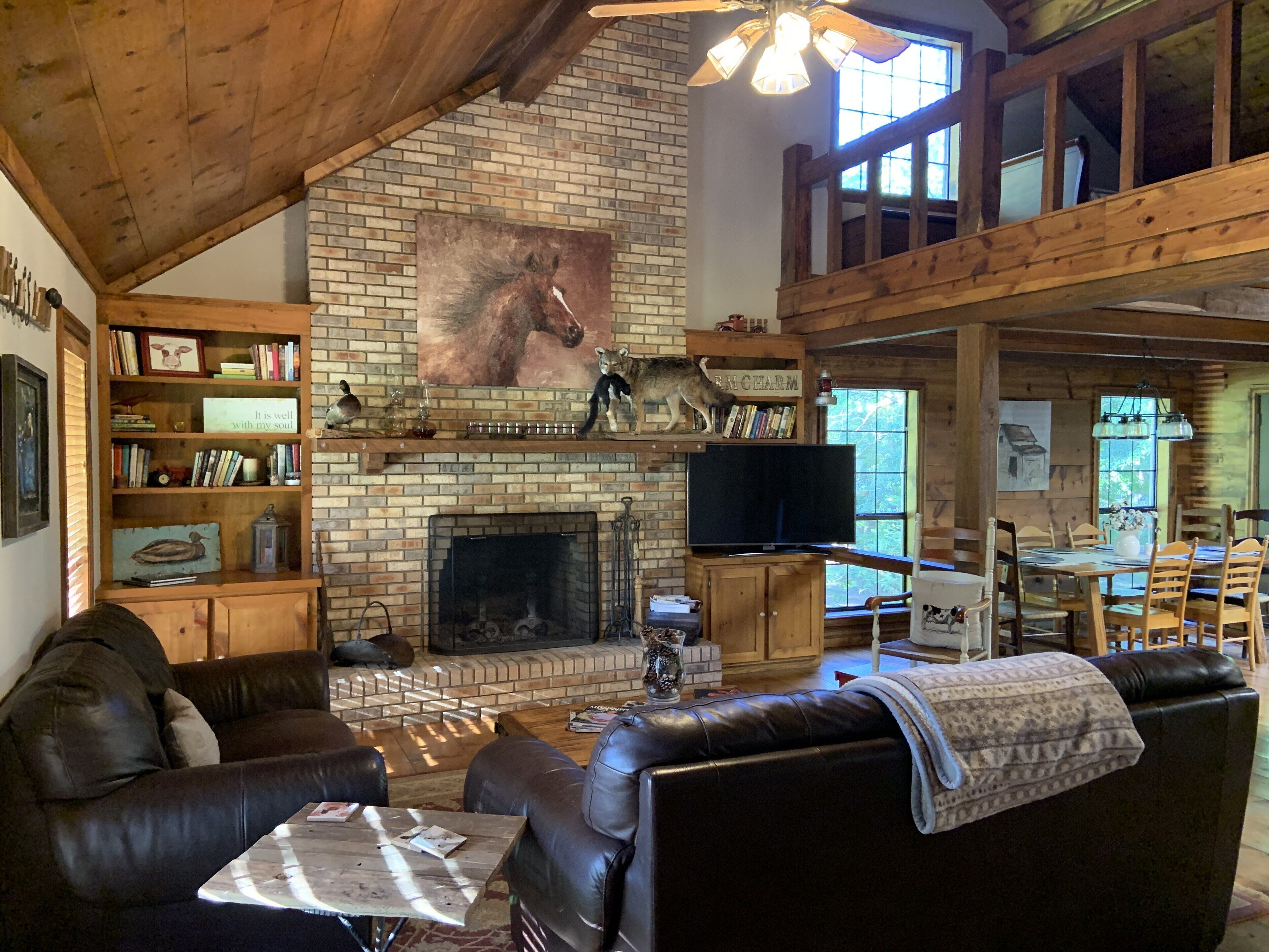 Acadian Farms<br>Southern Farmhouse Cabin