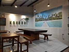 Se sirven desayunos, almuerzos y cenas