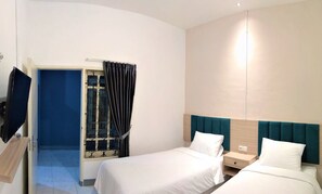 标准双床房, 2 张单人床 | 办公桌、免费 WiFi、床单、轮椅无障碍