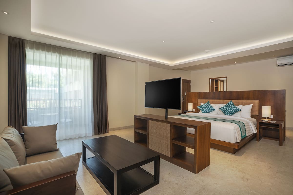Premium-suite - 1 dobbeltseng - ikke-ryger | Premium-sengetøj, minibar, pengeskab på værelset, skrivebord