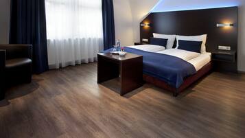 Doppelzimmer | Allergikerbettwaren, Zimmersafe, Schreibtisch, schallisolierte Zimmer