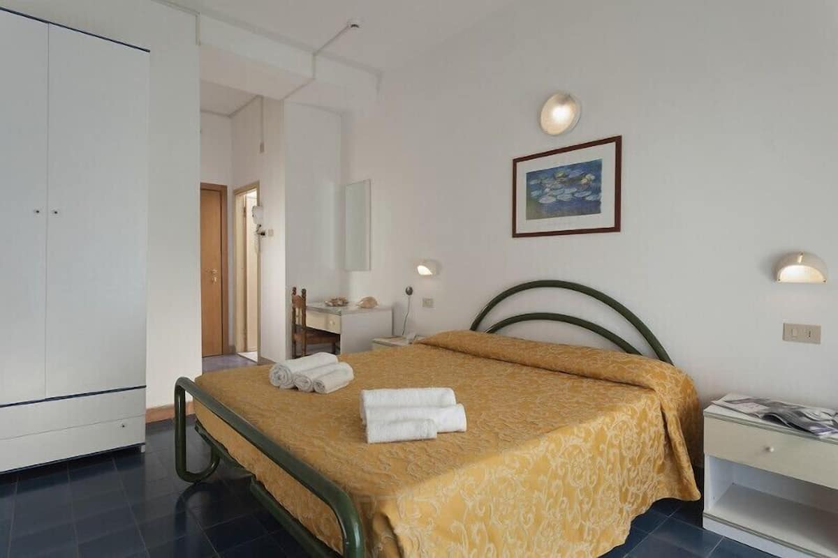 In-room safe, desk, WiFi (free), individually decorated