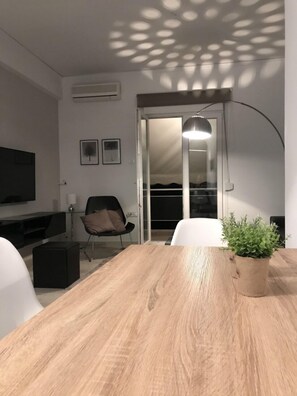 Apartamento | Área de estar | TV de tela plana