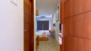 Chambre Deluxe avec lits jumeaux, 2 lits une place, non-fumeurs | Vue de la chambre