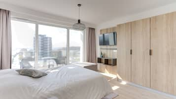 Standard Studio | Individually decorated, individually furnished, soundproofing