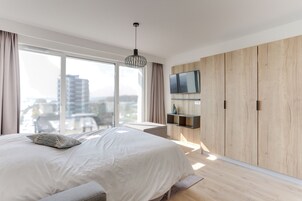 Standard Studio | Individually decorated, individually furnished, soundproofing