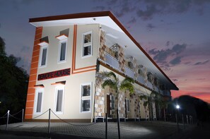Exterior - Denofe House (West Cirebon)
