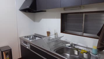 Fridge, microwave