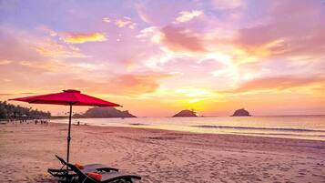 Am Strand, Massagen am Strand