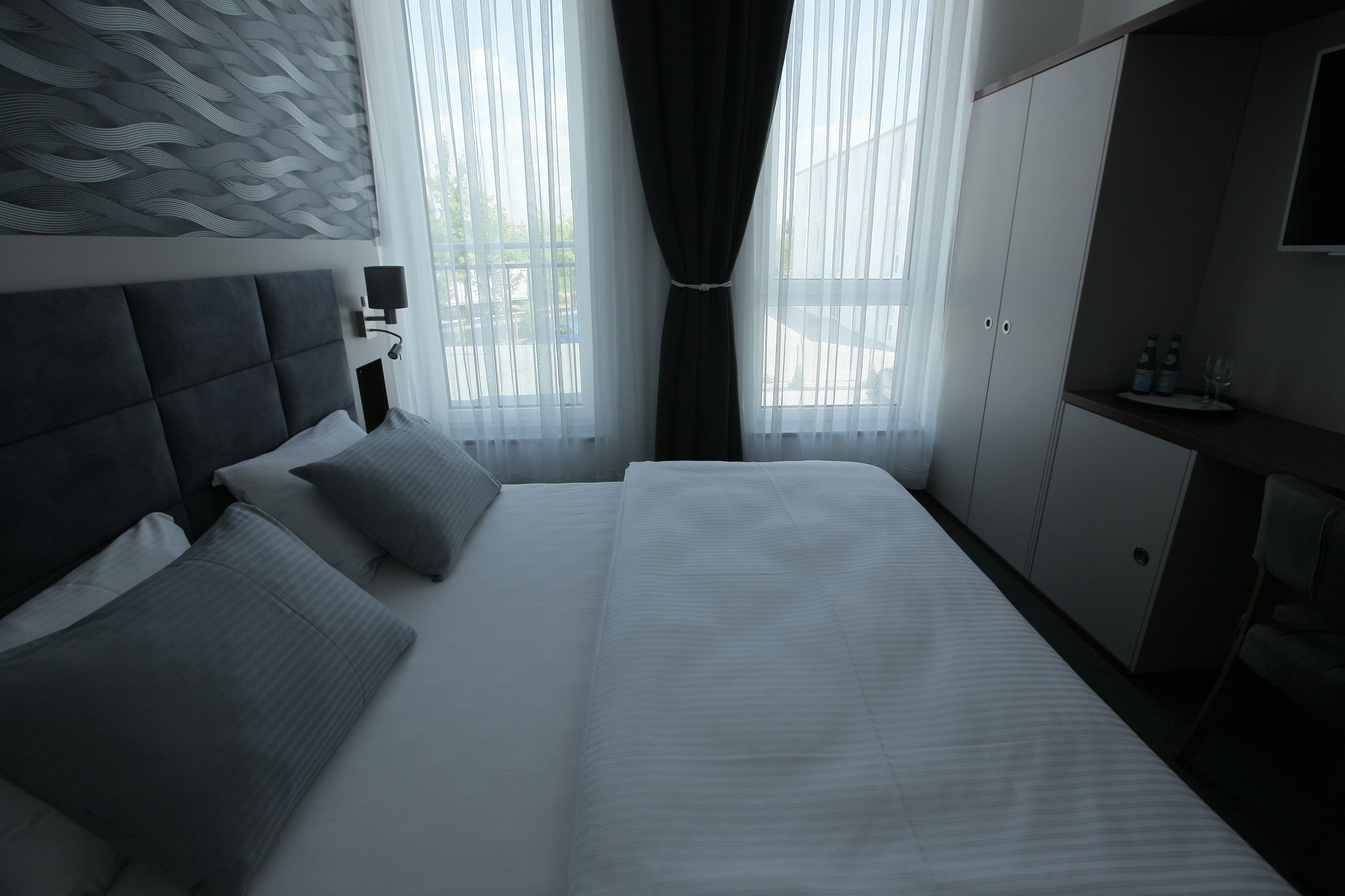 standard double room | 1 bedroom, hypo-allergenic bedding, down duvets, individually decorated