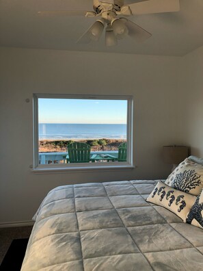 4 bedrooms, iron/ironing board, travel crib, free WiFi