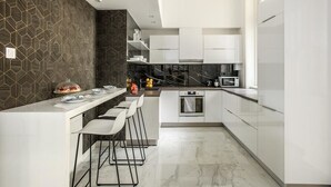 Unclassified image, 5 of 12, button - Luxury Home Plus (Budapest)