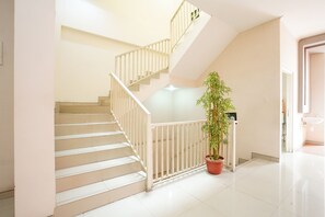 Staircase - OYO 450 Semampir Residence (Surabaya)
