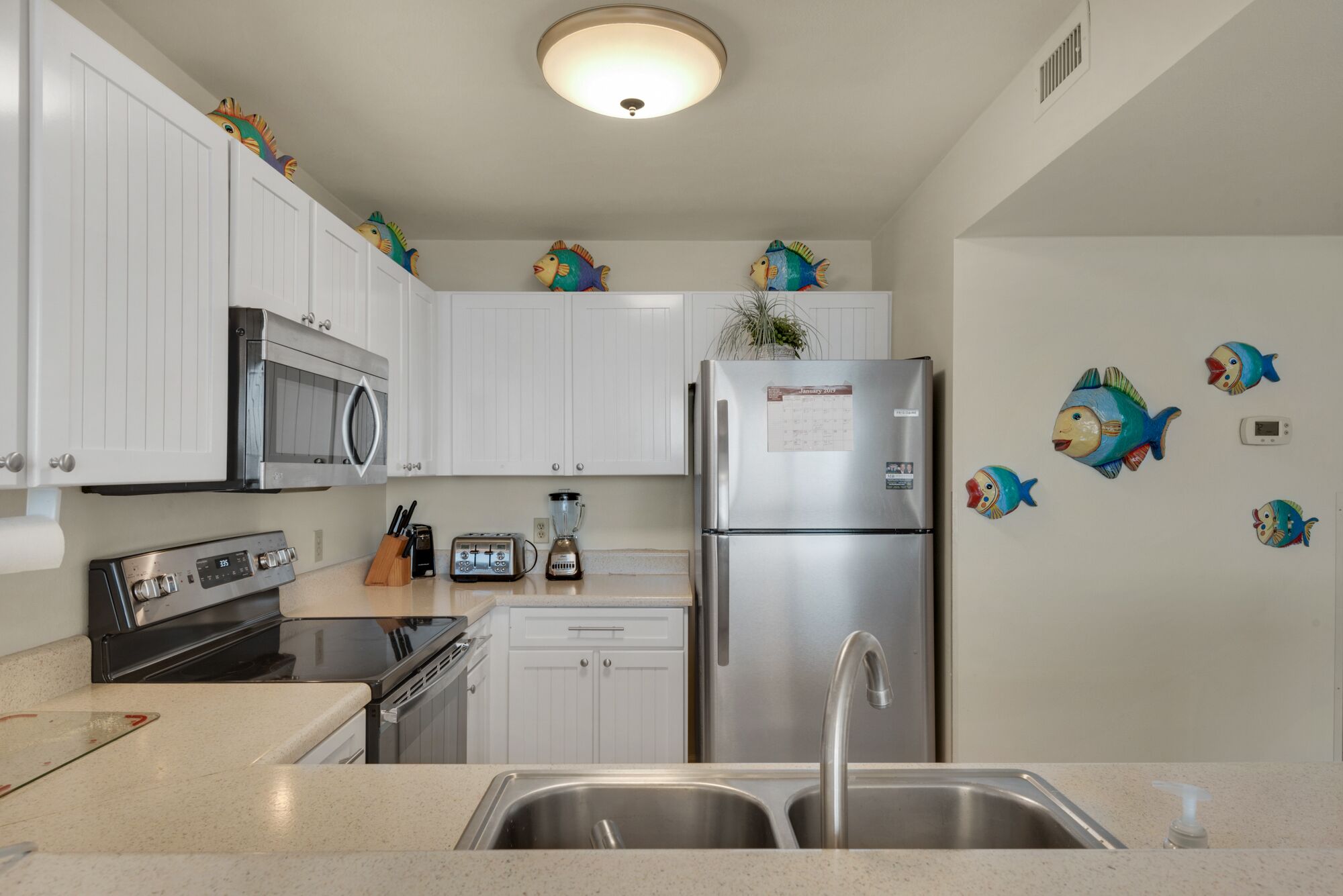 Pelican Beach Resort, Directly on the Beach w/breathtaking View 